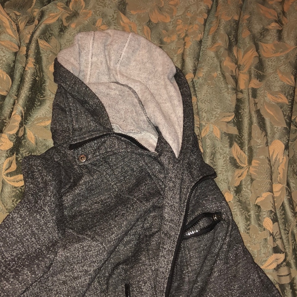 Jacket - Picture 3 of 4
